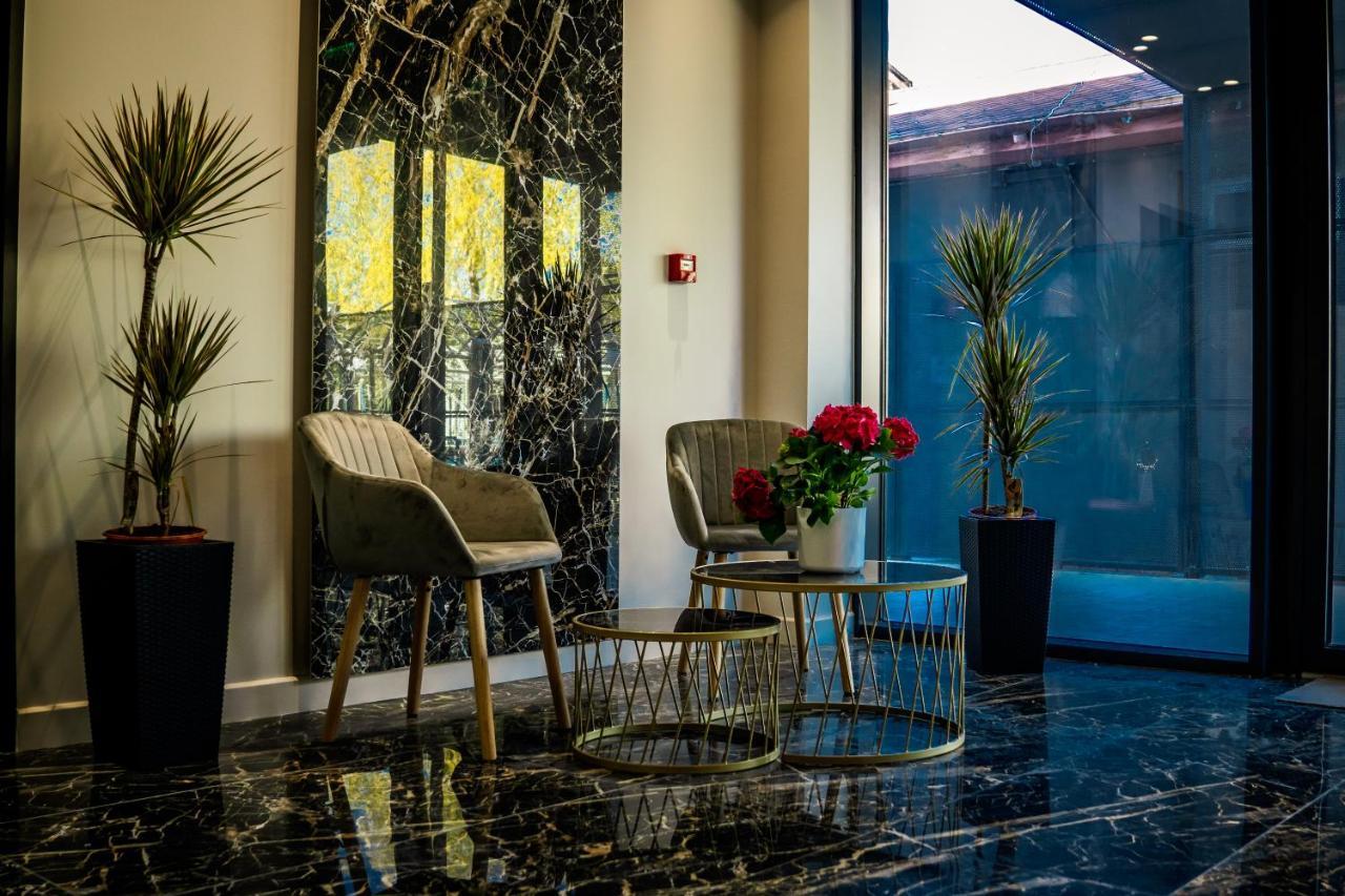 Sonio Boutique Hotel Mamaia Ngoại thất bức ảnh