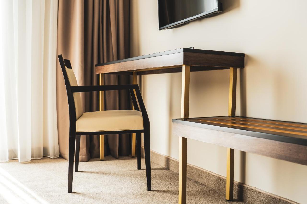 Sonio Boutique Hotel Mamaia Ngoại thất bức ảnh